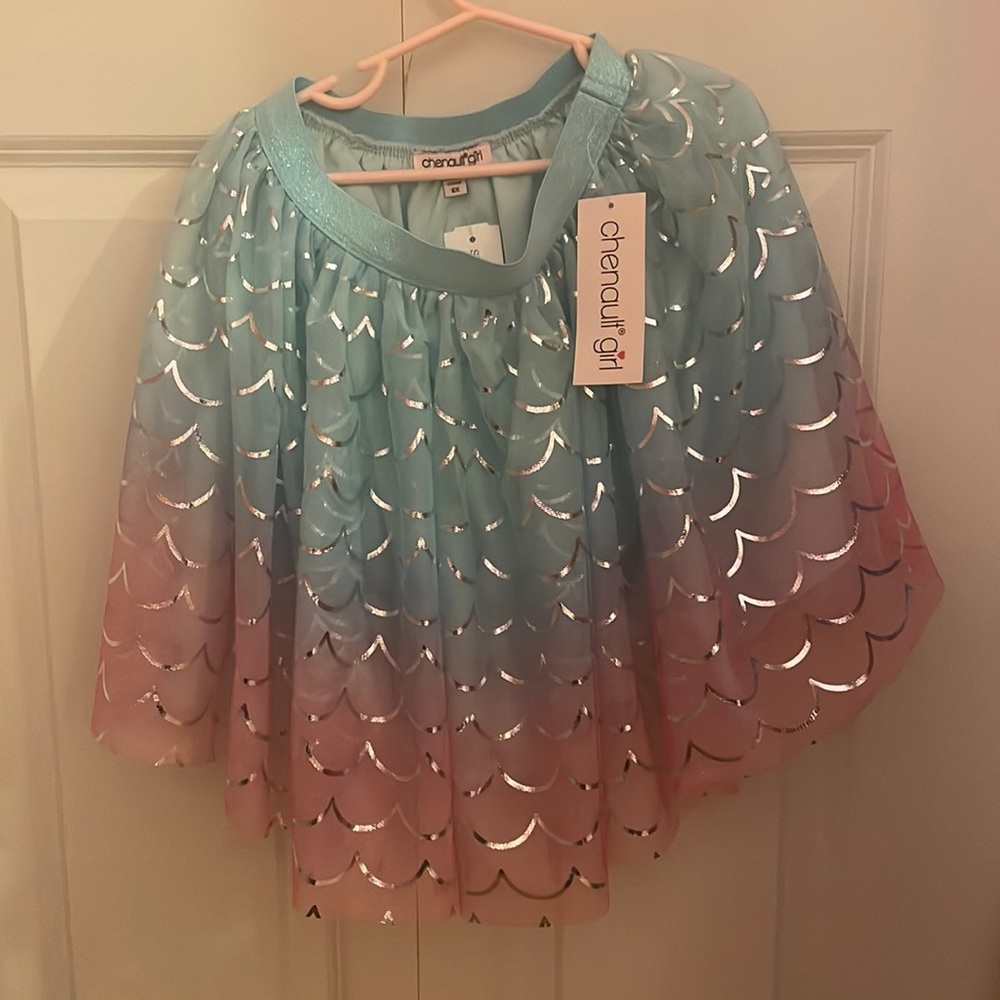 NWT Girls size 6x skirt. Never worn. Purchased through Stitchfix kids